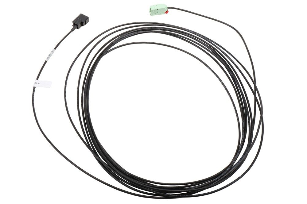 GM Genuine Parts GPS Navigation System and Digital Radio Antenna Cable Kit 84682030 — image 2